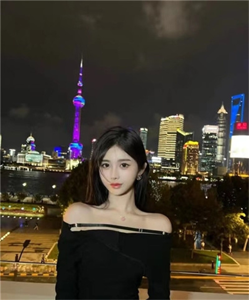 233005m6r5j6sbqwiwq0j0.jpg
